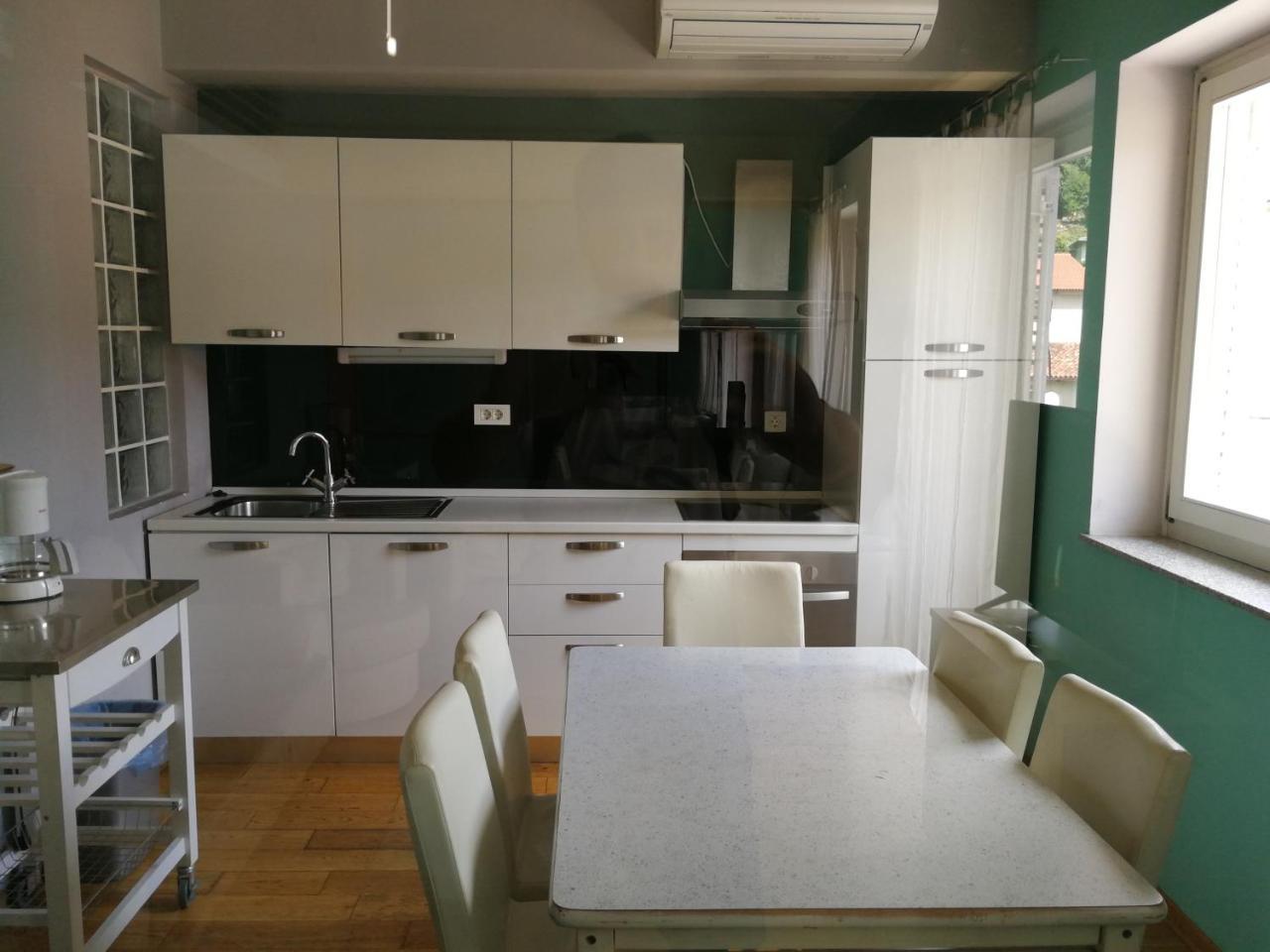Apartments Zlatko Delic Ika Εξωτερικό φωτογραφία